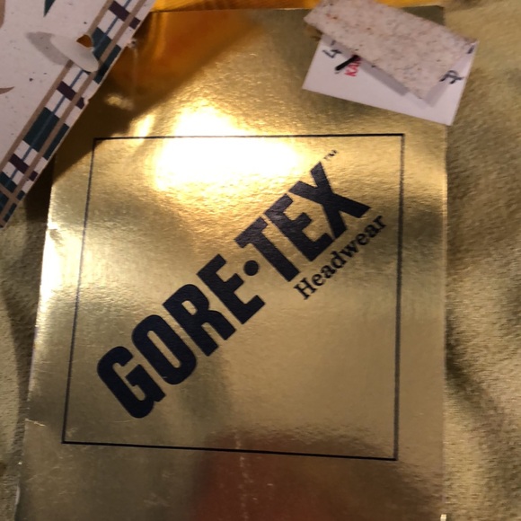 NWT Broner rain hat/yellow Gore-Tex Headwear/Large adult/elastic chin strap - Picture 3 of 12